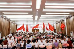 用专业学问为村落膏壤播撒希
